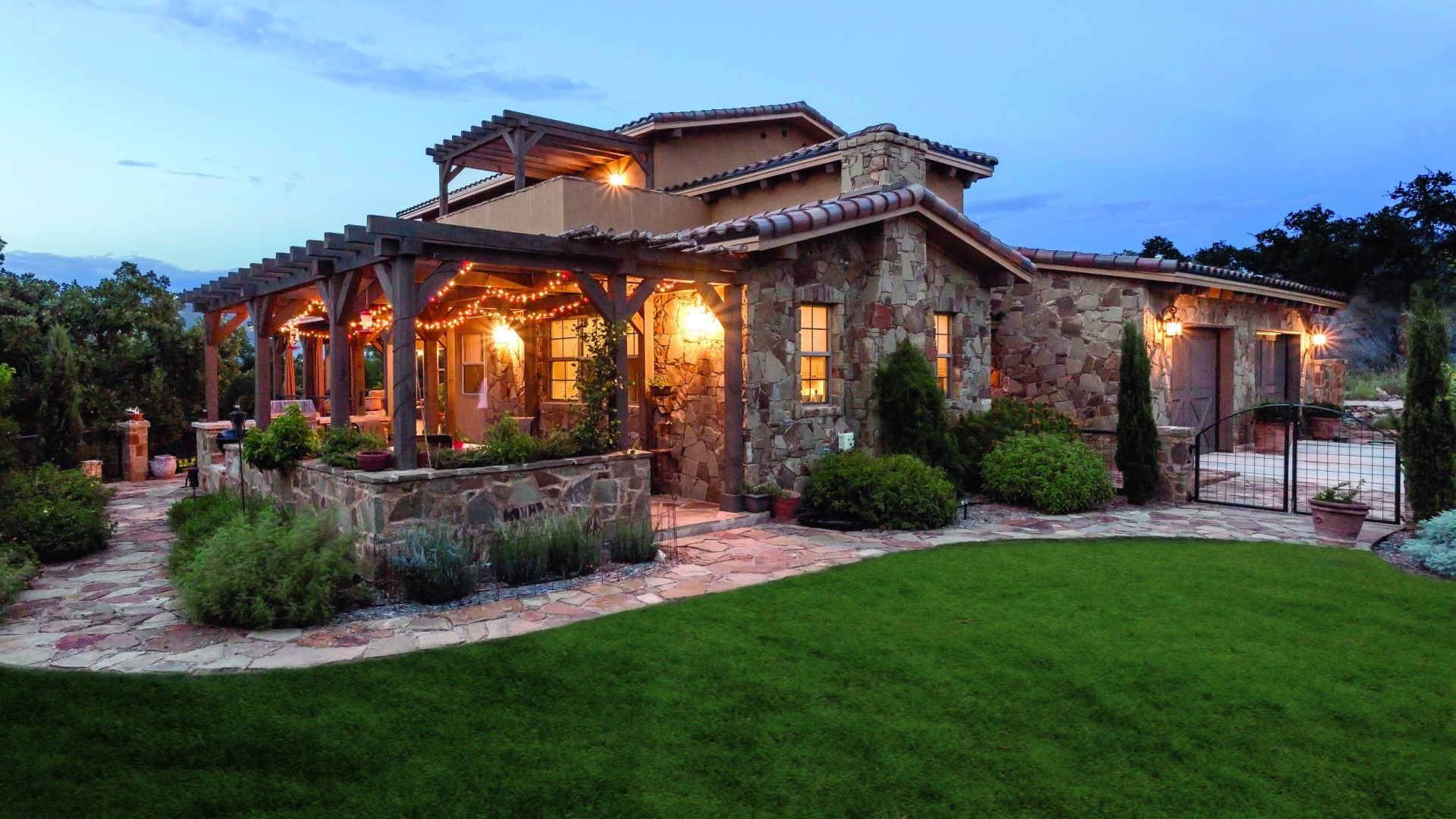 Beautifully designed stone home boasting a cozy outdoor living space, Lake LBJ TX